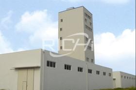 5-6T/H Línea de producción de pellets de alimento para ganado+10T/H para pollos en Arabia Saudita