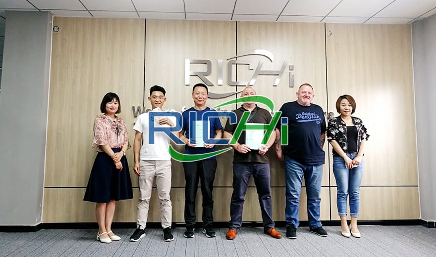 [RICHI En Uzbekistán]Planta de fabricación de piensos para aves de corral de 1-2T/H en Urgench