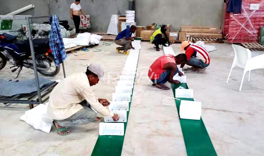 Línea de producción de pellets de alimento para pollos de 3-5T/H en Zimbabue