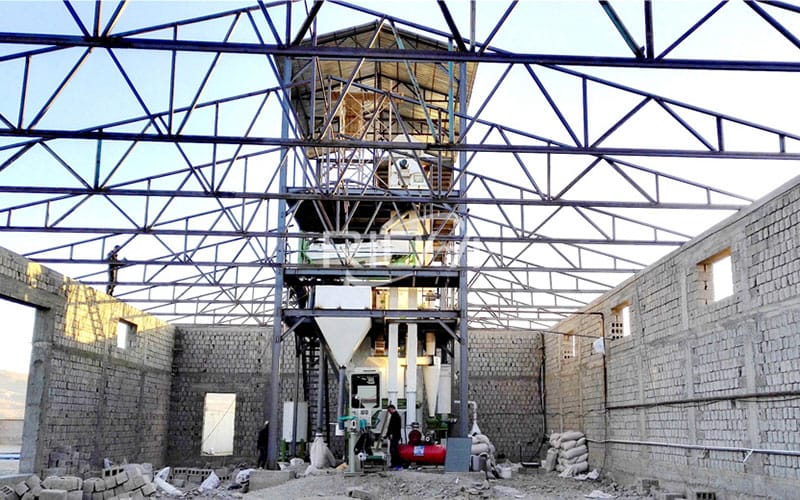 Proyecto llave en mano de planta de fabricación de alimentos para peces con capacidad de 1 tonelada por hora en Bolivia