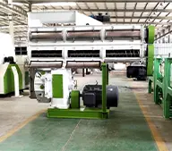 Máquina para fabricar alimentos para ganado