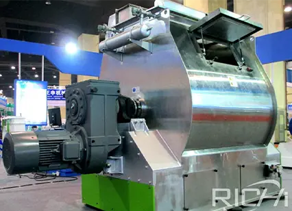 Máquina mezcladora para alimentos para animales