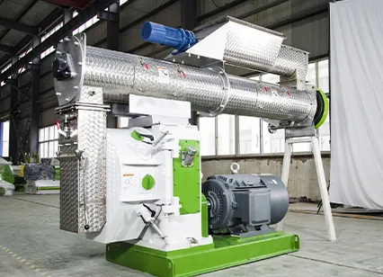 Máquina de fabricación de piensos para aves de corral